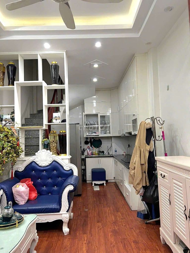 Cho thuê nhà riêng 40m² tại Phú Diễn, Hà Nội
